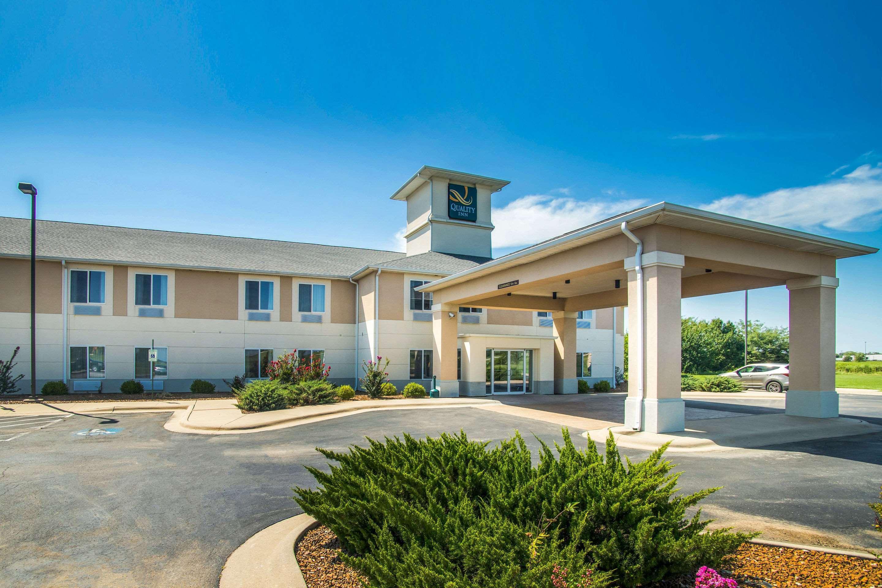 Quality Inn Parsons North Exterior foto